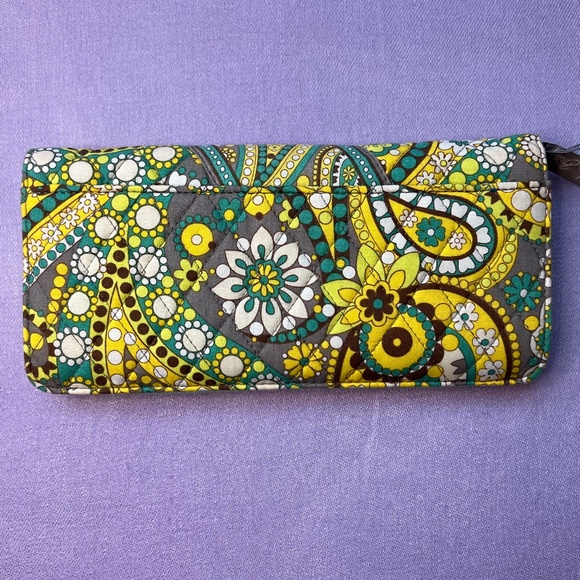 Vera Bradley long  wallet/Passport case/ NEW ! - Picture 4 of 4